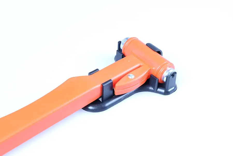 Marteau coupe ceinture