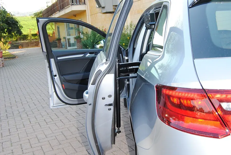 Porte arrière électrique