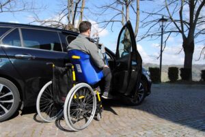 Bras chargeur personne pour voiture